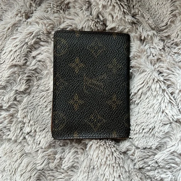 LOUIS VUITTON ID / Card holder - Picture 4 of 11